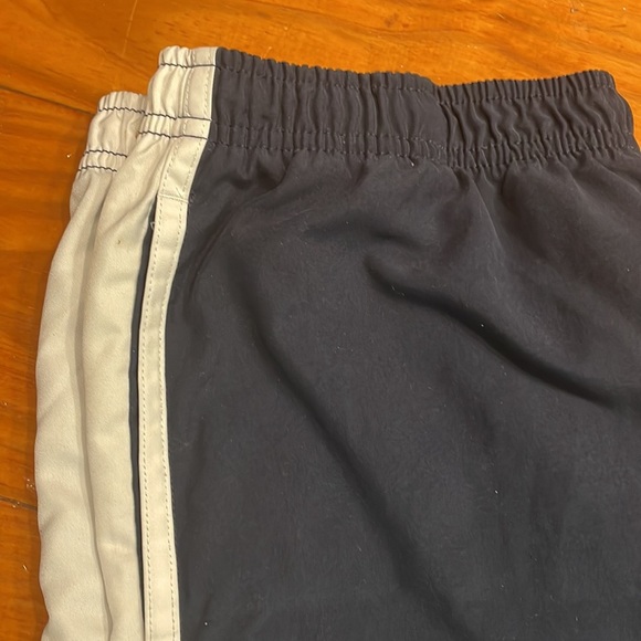 Large Nike navy blue white side stripe pockets split side athletic track pants - Picture 6 of 16